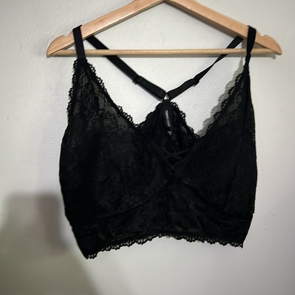 Torrid Plus Size Black Lightly Lined Lace XO Front Bralette - Picture 5 of 6